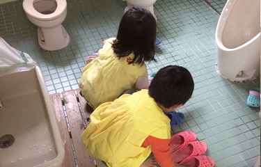 トイレ、お着替え